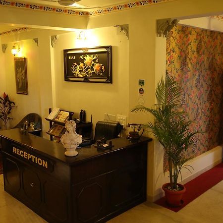 Hotel Lake Paradise Udaipur Exterior photo